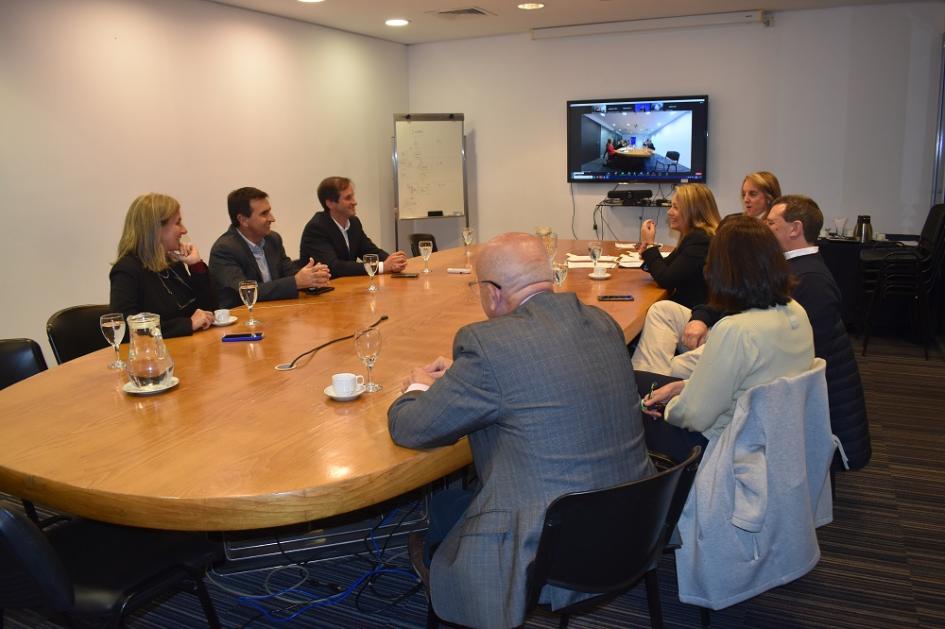 Intendencias de Rivera y Tacuarembó recibieron camiones en el marco de proyecto de economía circular