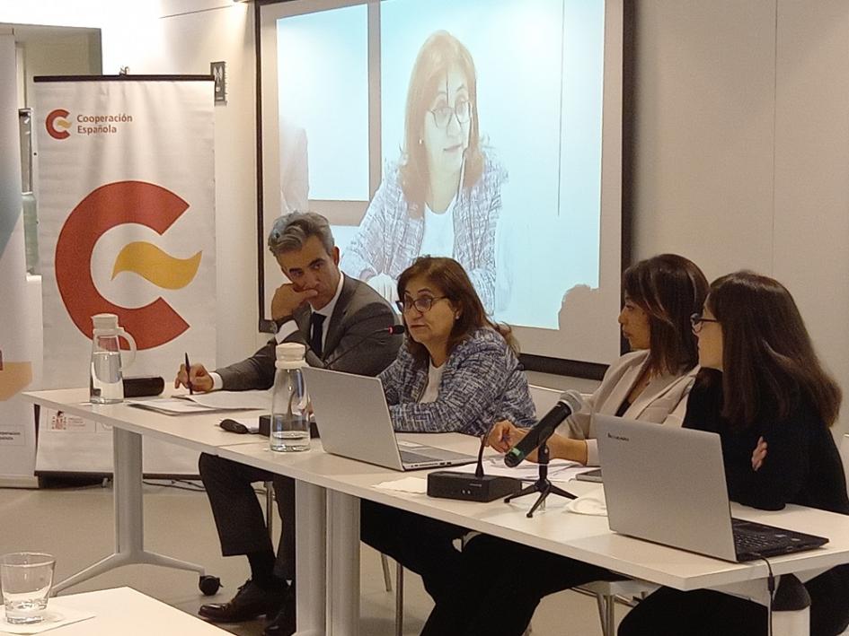 Seminario internacional. Seminario internacional.