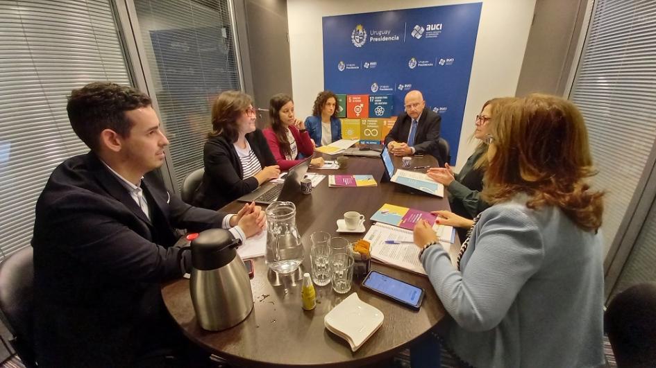Reunión de trabajo entre representantes de Fecyt y AUCI. Reunión de trabajo entre representantes de Fecyt y AUCI.