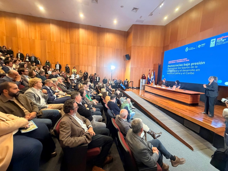 Presentación Informe Democracias bajo presión