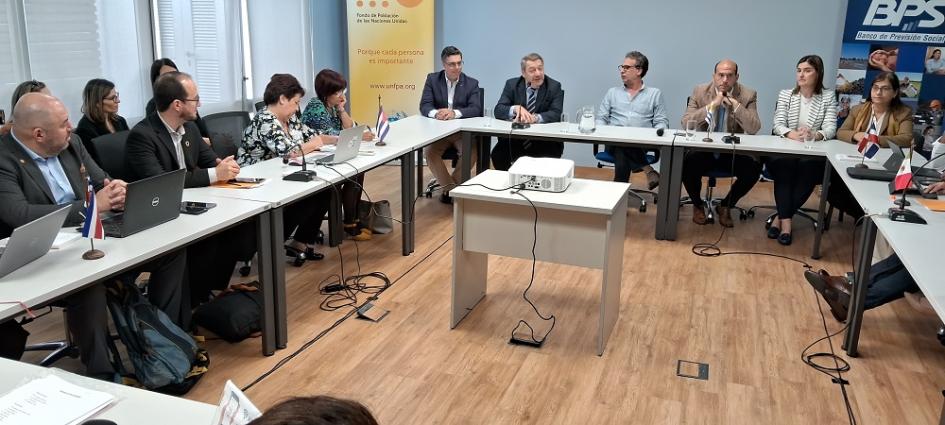 Misión técnica de América Latina y el Caribe visitó Uruguay para conocer el Sistema de Cuidados Misión técnica de América Latina y el Caribe visitó Uruguay para conocer el Sistema de Cuidados