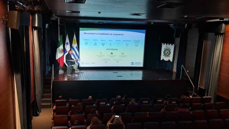 Directores de agencias en los 15 años del Fondo México-Uruguay Directores de agencias en los 15 años del Fondo México-Uruguay