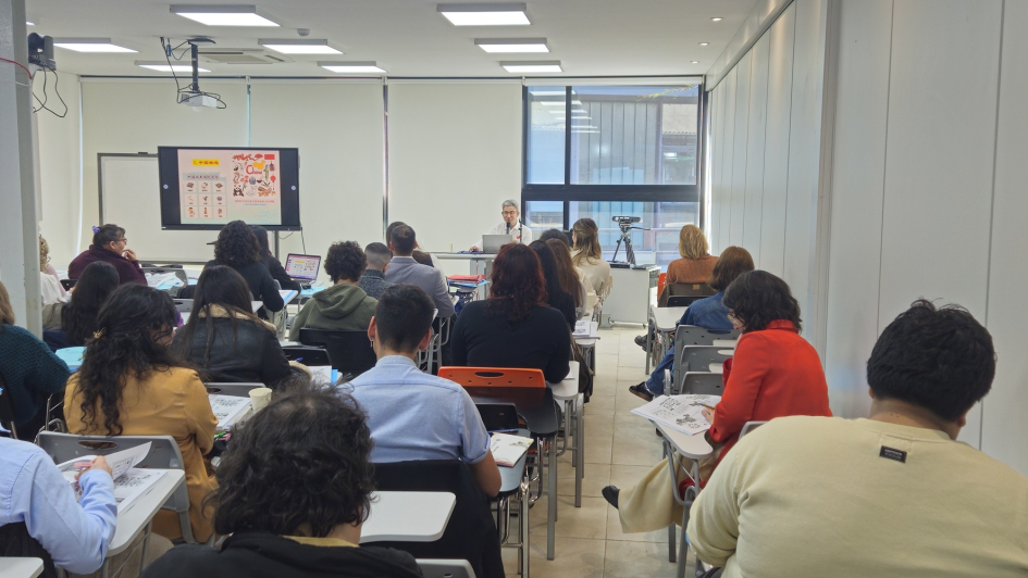 Seminario sobre idioma, cultura y tradiciones de China en Fray Bentos