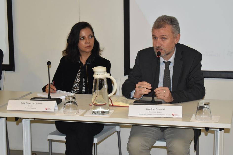 Presentación de oportunidades de formación facilitadas por Fundación Carolina