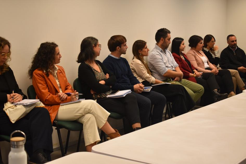 Prosecretario de Presidencia en reunión con funcionarios de AUCI