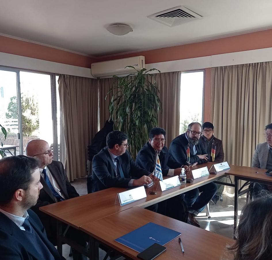 Bolivia y Uruguay intercambian conocimiento sobre energías renovables Bolivia y Uruguay intercambian conocimiento sobre energías renovables