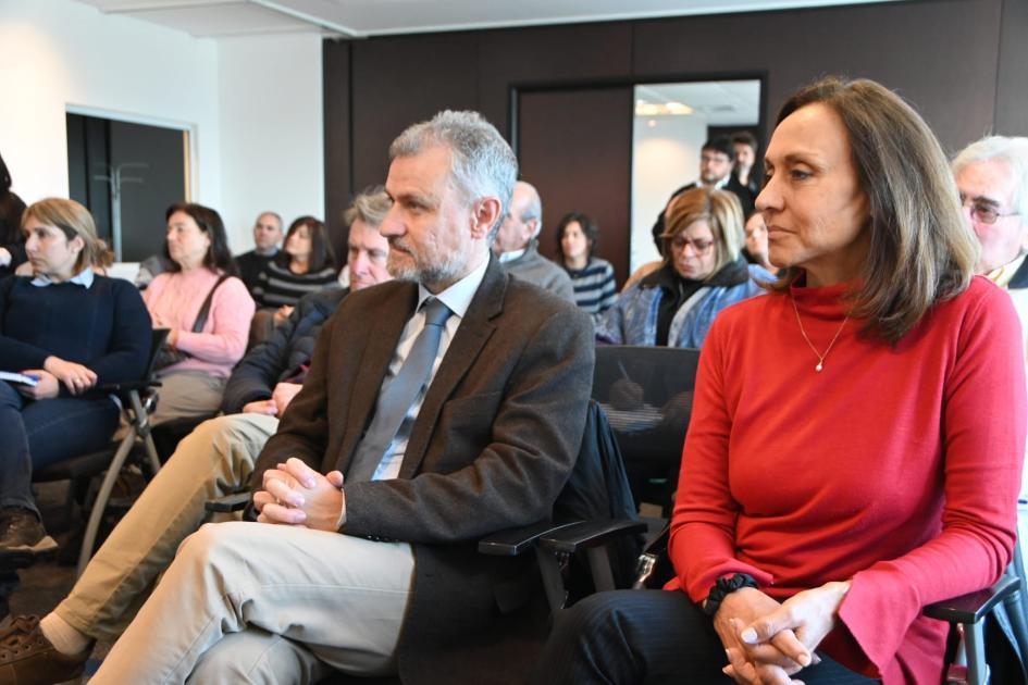 Presentación y firma de acuerdo para realizar proyecto que fortalece la cuenca del río Santa Lucía Presentación y firma de acuerdo para realizar proyecto que fortalece la cuenca del río Santa Lucía