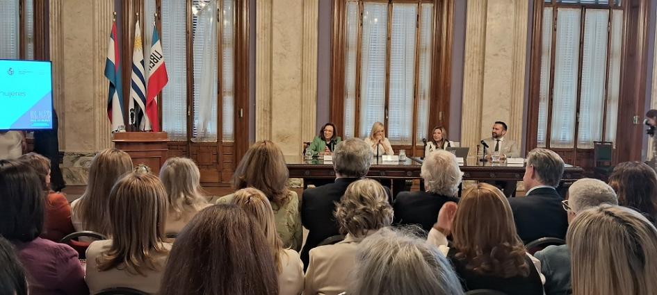 Evento sobre Violencia política hacia las mujeres Evento sobre Violencia política hacia las mujeres