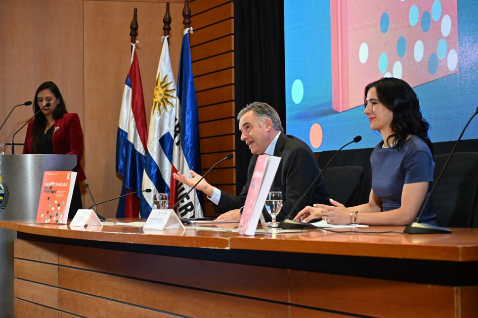 Presentación Informe Democracias bajo presión