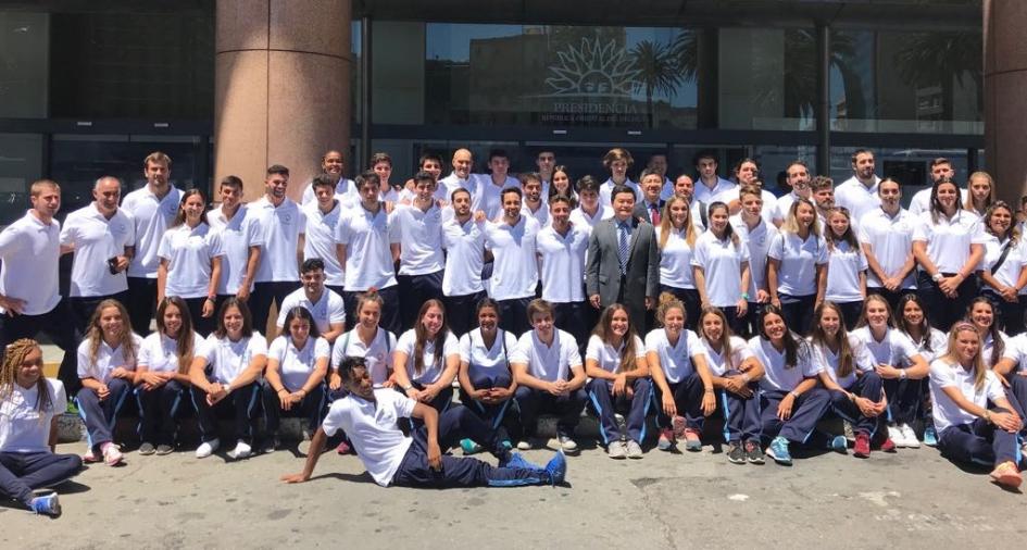 Despedida de la delegación de deportistas más grande que viaja a entrenar a China Despedida de la delegación de deportistas más grande que viaja a entrenar a China
