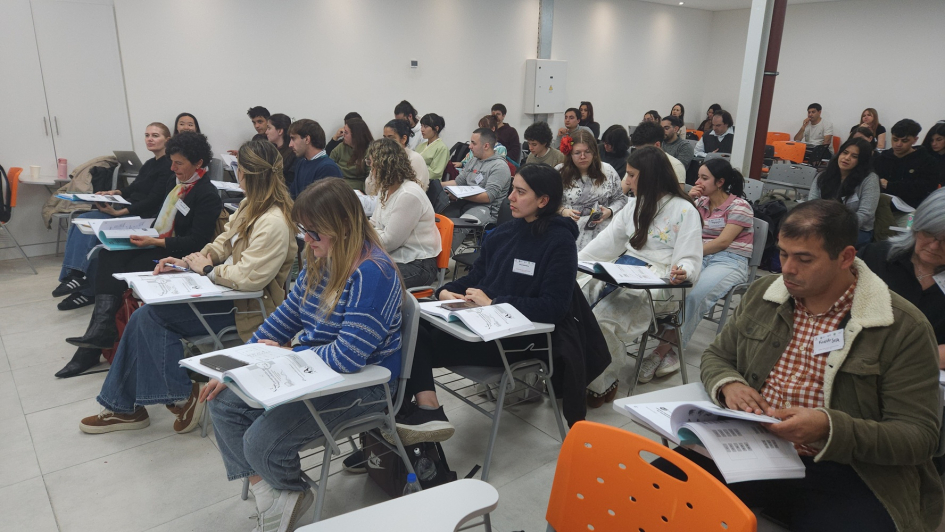Seminario de Idioma, Cultura y Tradiciones de China en la ciudad de Fray Bentos, Uruguay