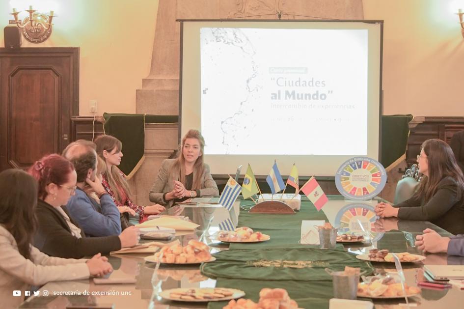 Curso “Ciudades al Mundo: Intercambio de Experiencias” Curso “Ciudades al Mundo: Intercambio de Experiencias”