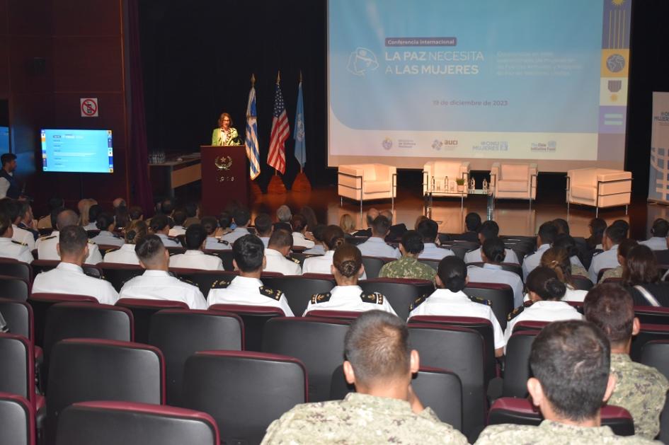 La conferencia internacional: La paz necesita a las mujeres