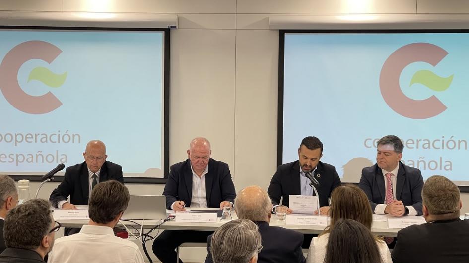 Presentación de informe sobre iniciativas públicas para la innovación abierta