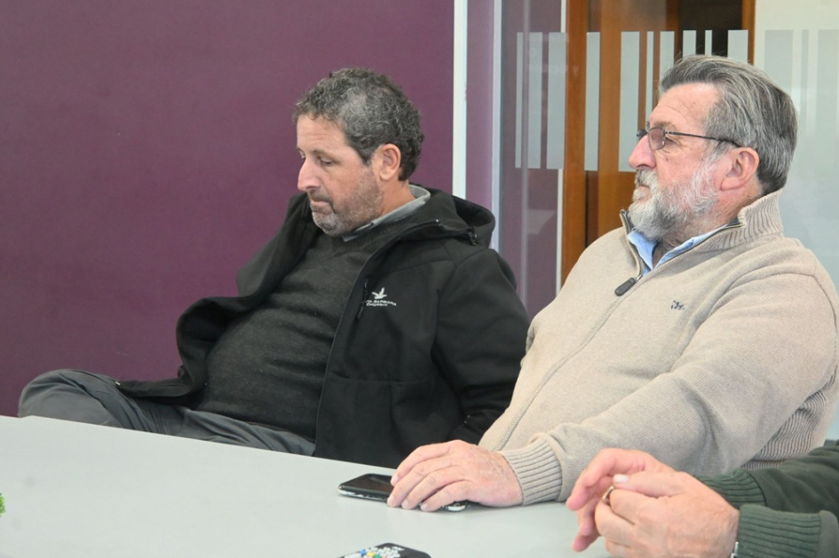 Reunión entre AUCI y representantes de Cooperación y Municipios de Rocha
