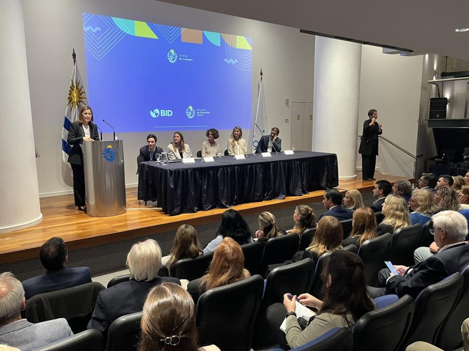 Lanzamiento del mes de los cuidados en Torre Ejecutiva