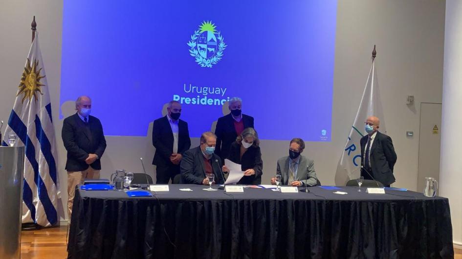 Firma de Acuerdos con autoridades de Tacuarembó y Municipios