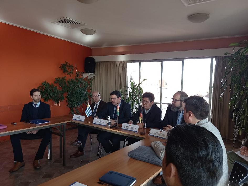 Bolivia y Uruguay intercambian conocimiento sobre energías renovables Bolivia y Uruguay intercambian conocimiento sobre energías renovables