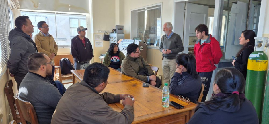 Curso sobre mantenimiento y gestión de equipos biomédicos. Foto: JICA