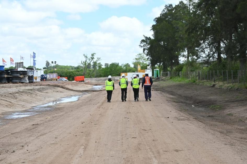 Equipos técnicos realizando visitas en el territorio en Uruguay.