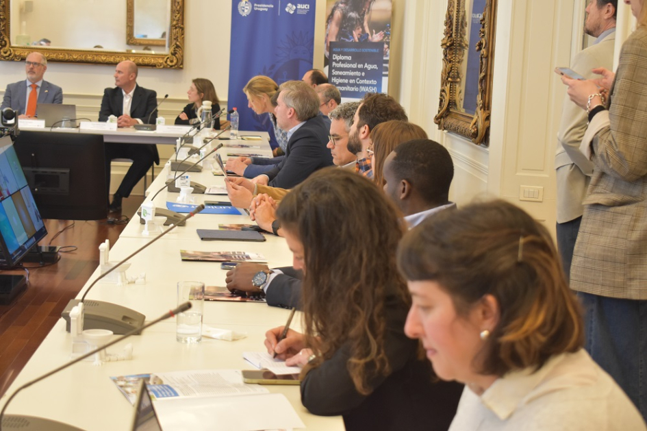 Lanzamiento del Diploma profesional en agua, saneamiento e higiene en contexto humanitario