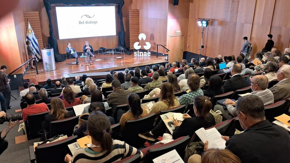 Primer Encuentro Nacional de Organizaciones Sociales sobre Gestión Integral del Riesgo de Desastres Primer Encuentro Nacional de Organizaciones Sociales sobre Gestión Integral del Riesgo de Desastres