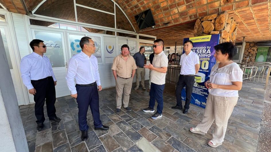 Delegación de la provincia de Qinghai de la República Popular China visitó el departamento de Salto Delegación de la provincia de Qinghai de la República Popular China visitó el departamento de Salto