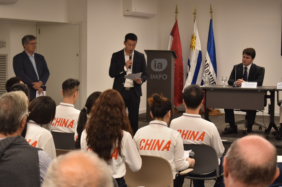 Ceremonia de bienvenida a delegación de entrenadores de la República Popular China
