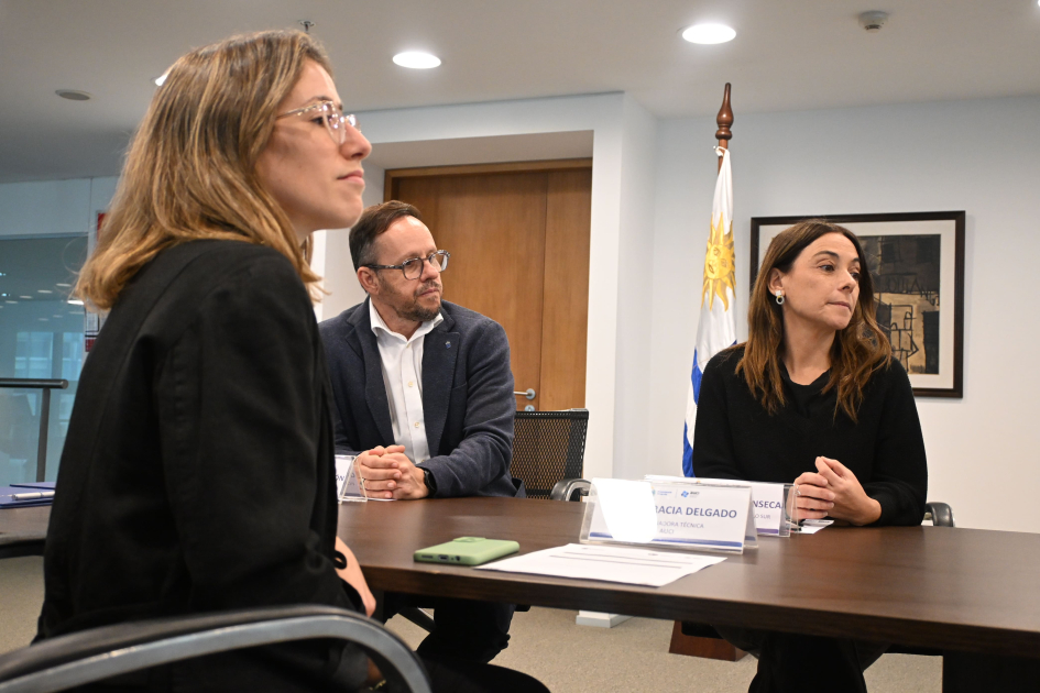 Firma MOU Canarias y Uruguay Firma MOU Canarias y Uruguay