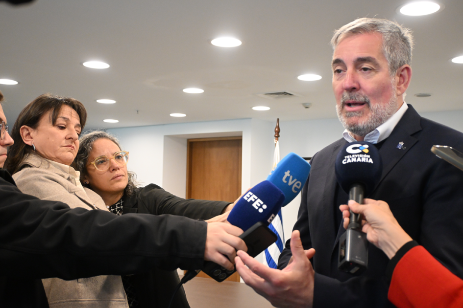 Firma MOU Canarias y Uruguay Firma MOU Canarias y Uruguay