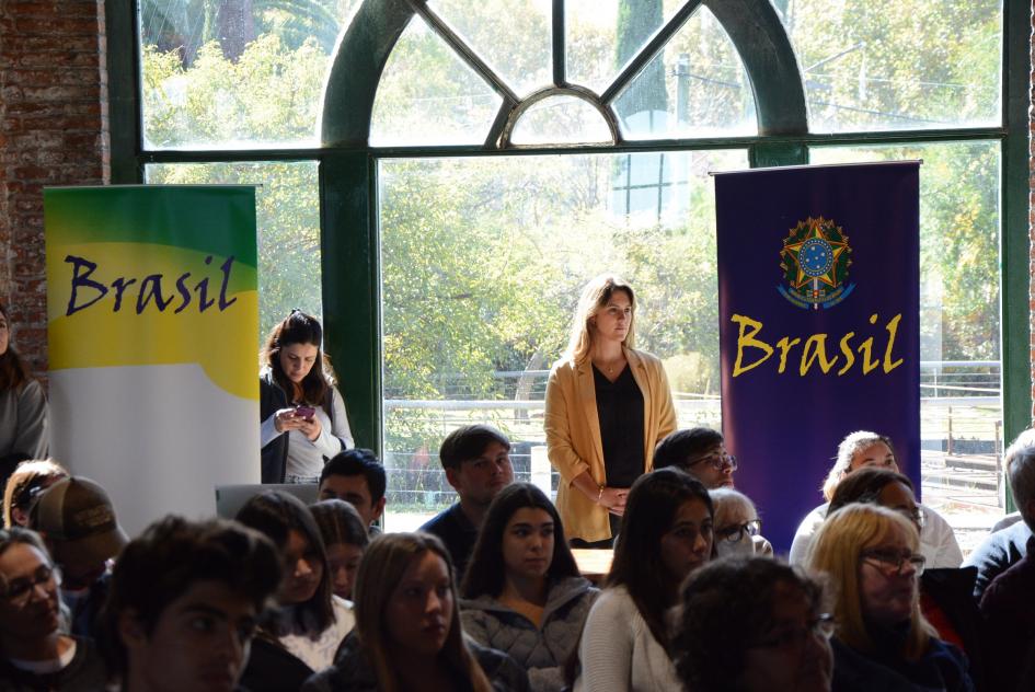 Foto: Equipo de Comunicación Colonia-Feria de oportunidades