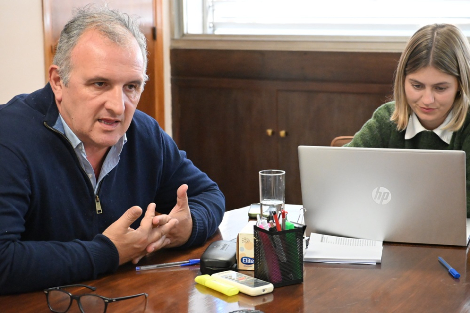 Reunión de representantes de AUCI con autoridades departamentales de Lavalleja