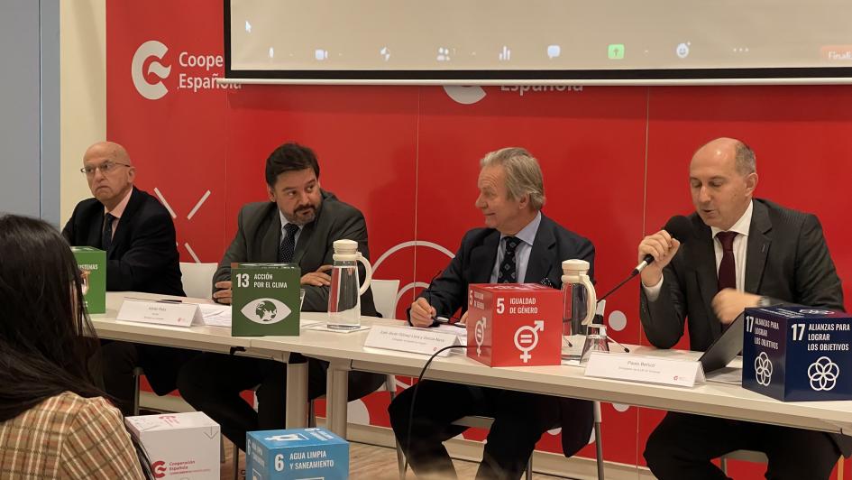 Lanzamiento proyecto Lanzamiento proyecto