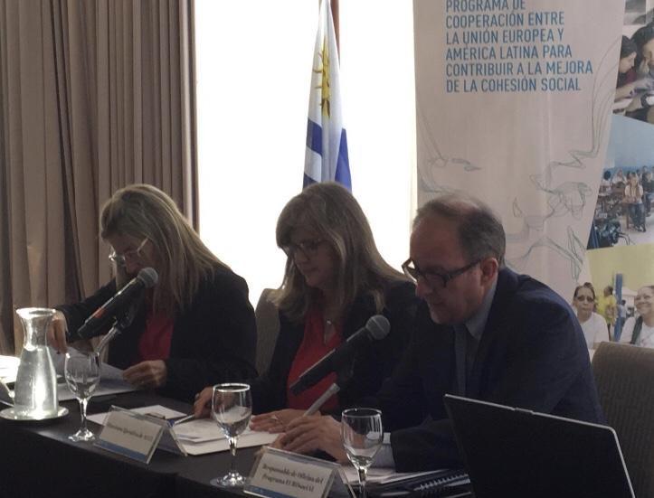 Vignolo en mesa de apertura del taller Vignolo en mesa de apertura del taller