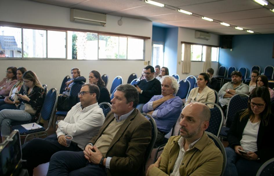 Lanzamiento en Salto del proyecto Mujeres en el sector de las tecnologías de la información