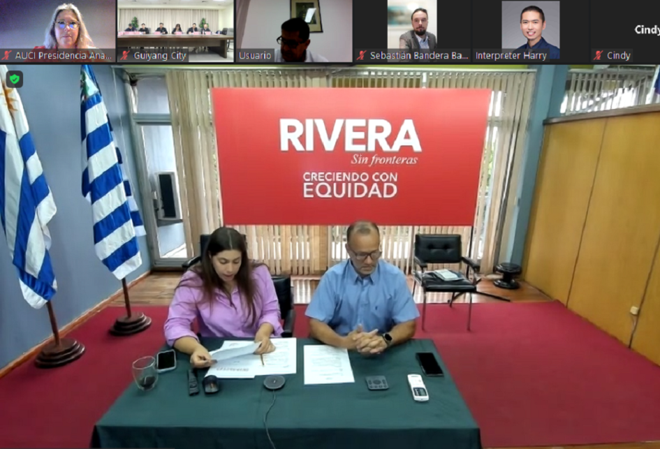 Reunión entre representantes de la ciudad de Guiyang y departamento de Rivera Reunión entre representantes de la ciudad de Guiyang y departamento de Rivera