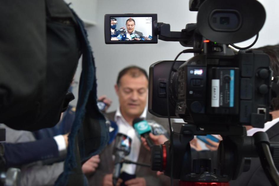 Contrado Ramos, director de la ONSC en rueda de prensa