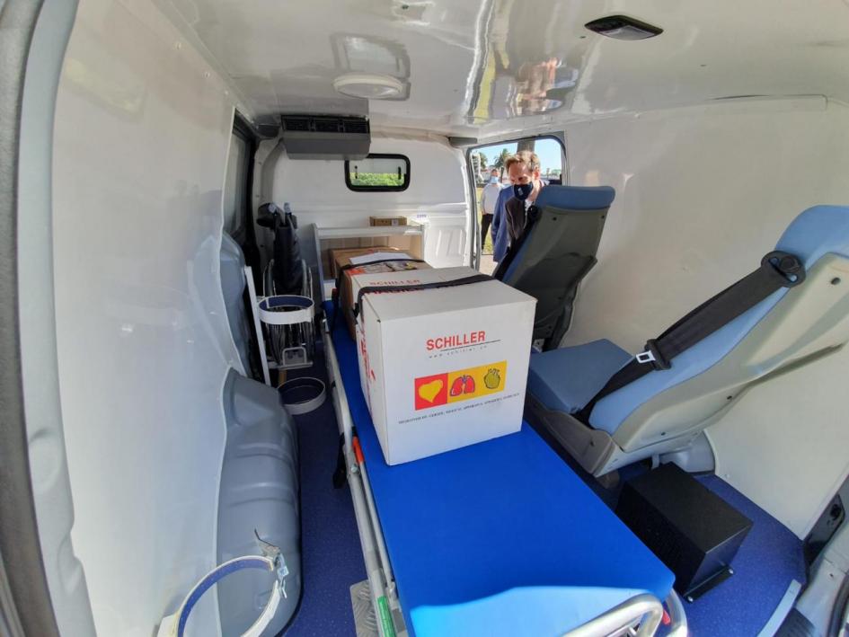 Entrega de ambulancia para Artigas Entrega de ambulancia para Artigas