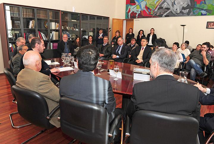 Se presentó en Udelar el Seminario sobre idioma y tradiciones culturales de China Se presentó en Udelar el Seminario sobre idioma y tradiciones culturales de China