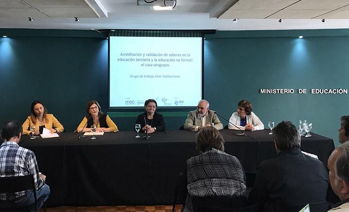 Uruguay y Colombia comparten experiencias sobre políticas de validación de saberes Uruguay y Colombia comparten experiencias sobre políticas de validación de saberes
