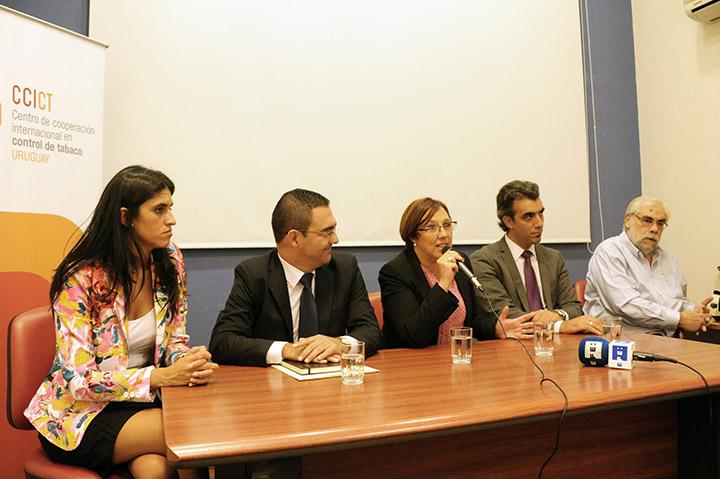 Expertos de países del Caribe se reunieron en Uruguay para analizar medidas para control de tabaco Expertos de países del Caribe se reunieron en Uruguay para analizar medidas para control de tabaco