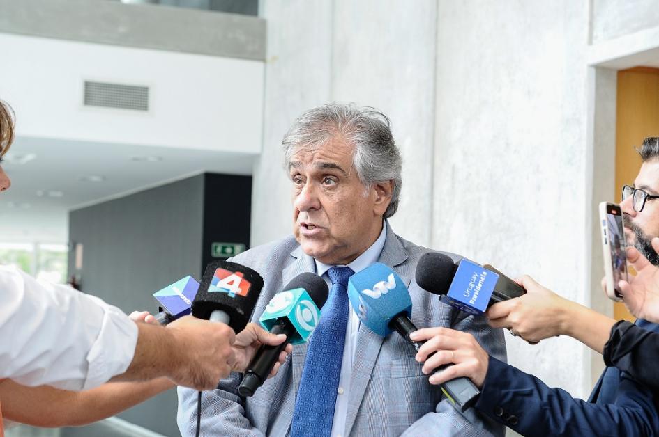 Gobierno, intendencias y municipios fortalecen servicios mediante capacitación a funcionarios Gobierno, intendencias y municipios fortalecen servicios mediante capacitación a funcionarios
