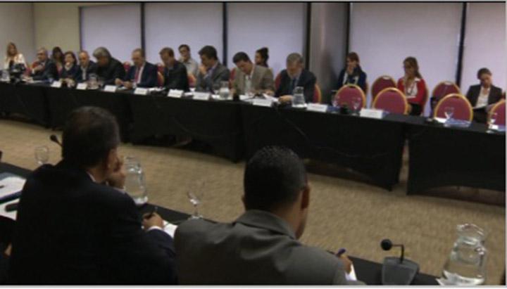 Taller "Los Objetivos de Desarrollo del Milenio y El Futuro que Queremos" Taller "Los Objetivos de Desarrollo del Milenio y El Futuro que Queremos"