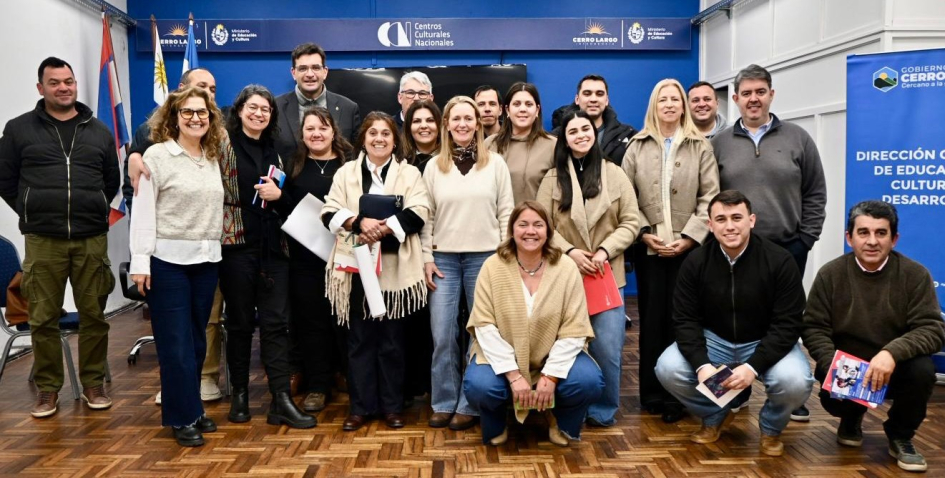 Encuentro entre equipos de AUCI, intendencia y municipios de Cerro Largo