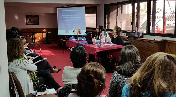Países latinoamericanos reunidos en Montevideo por proyecto de Red Calle Países latinoamericanos reunidos en Montevideo por proyecto de Red Calle