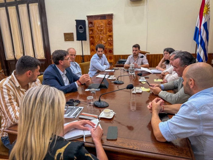 Autoridades de AUCI, intendencia y municipios de Florida