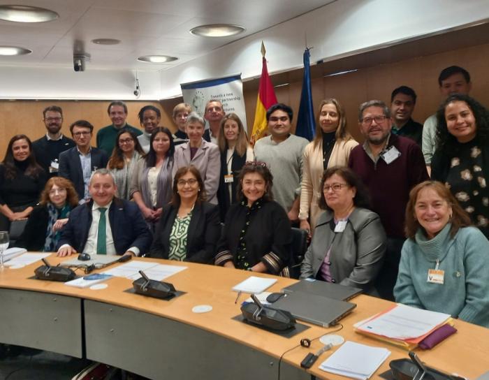 Reunión final de EU-LAC Resinfra, 27 y 28 de febrero, Madrid, España. Reunión final de EU-LAC Resinfra, 27 y 28 de febrero, Madrid, España.