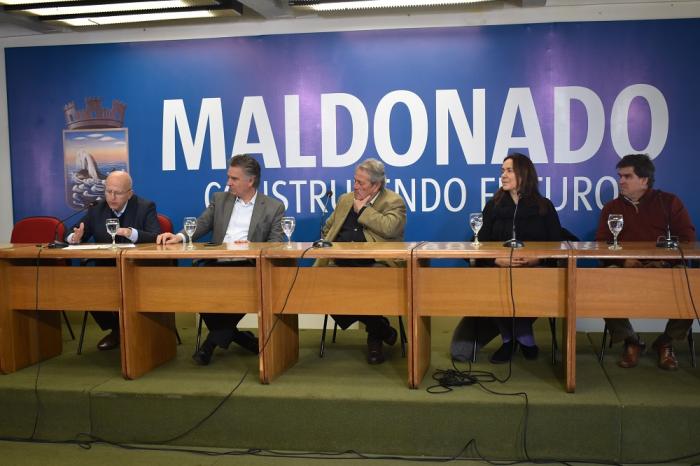 Primer encuentro regional de municipios sostenibles con representantes de Maldonado, Lavalleja y Roc