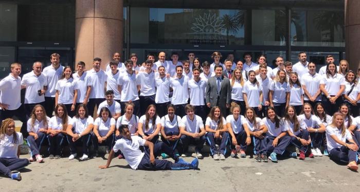 Despedida de la delegación de deportistas más grande que viaja a entrenar a China Despedida de la delegación de deportistas más grande que viaja a entrenar a China