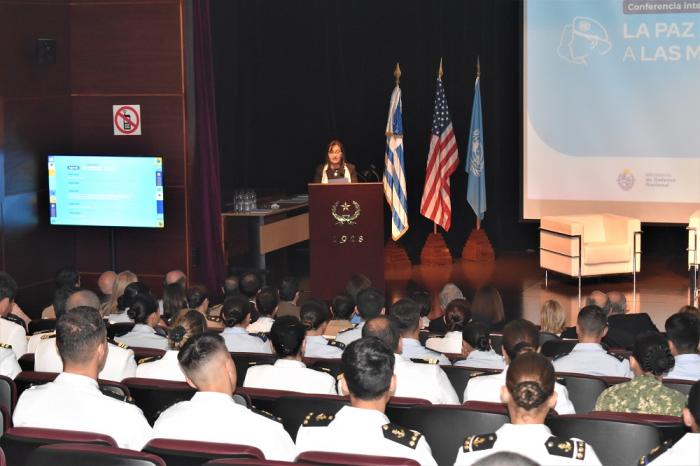 La conferencia internacional: La paz necesita a las mujeres